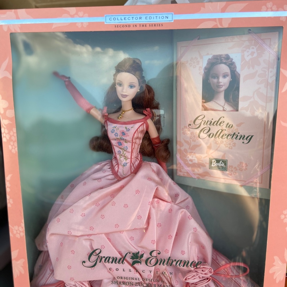 NIB Grand Entrance Barbie 2001 Sharon Zuckerman